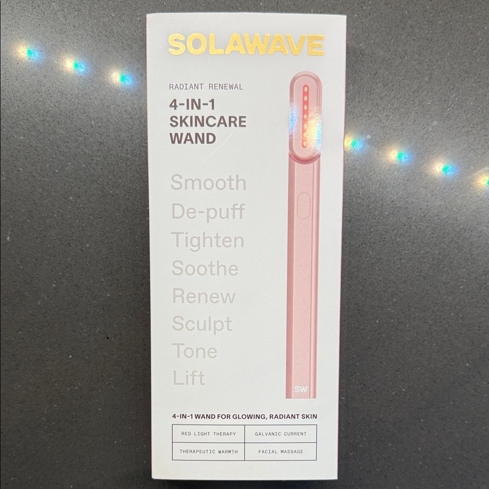 Solawave Raidant Renewal 4-in-1 Skincare Wand